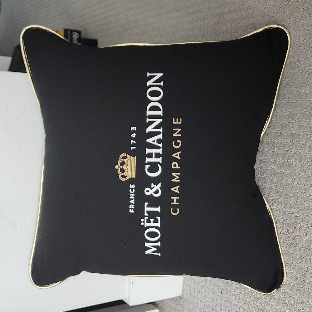 4  18" square Throw pillows